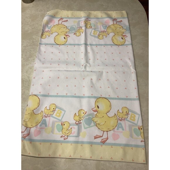 Vtg Riegel Mother Baby Duck Blocks Hearts Blanket White Blue Yellow Pink 27x34 - Picture 3 of 13